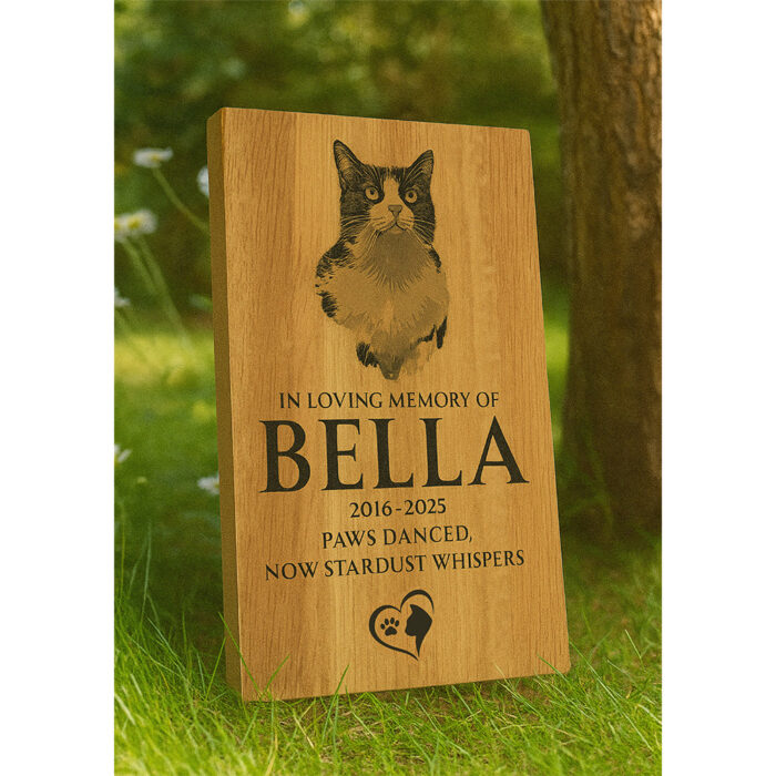 Oak Bespoke Pet Memorial Portrait Plaque 33cm x 24cm - Image 3